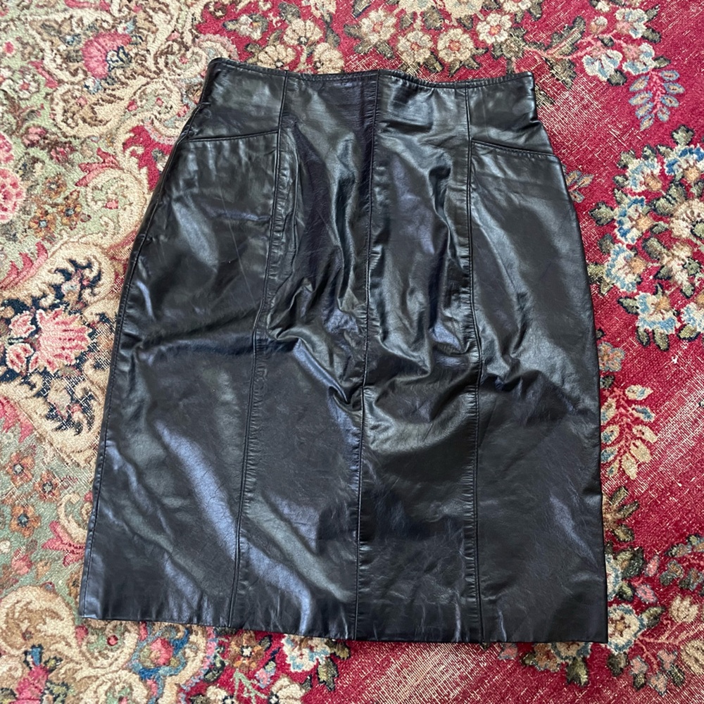 Vintage 80’s Wilson’s Leather Skirt Black High Waisted XS/S